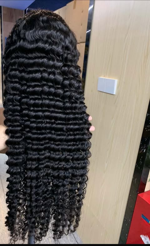 Curly Units Wigs